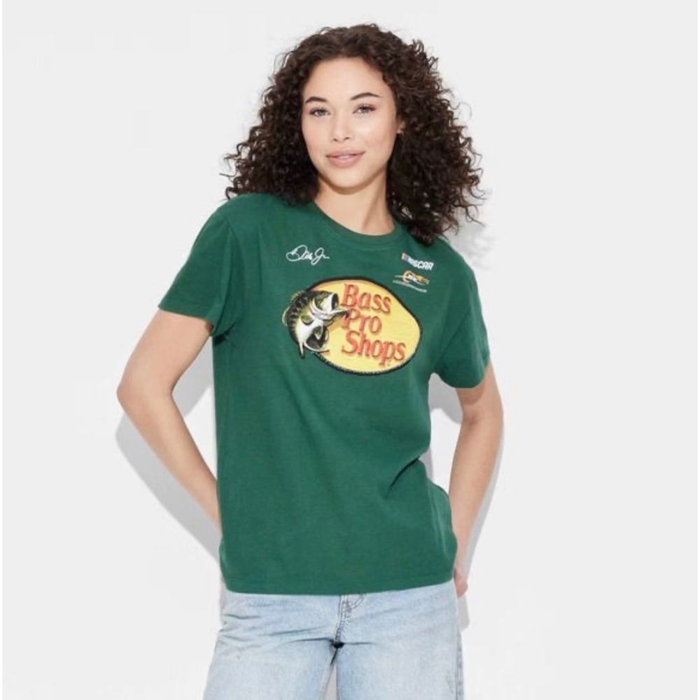 Bass Pro Shops NASCAR T-Shirt Women XS Green NEW Dale Earnhardt Jr Graphic Tee